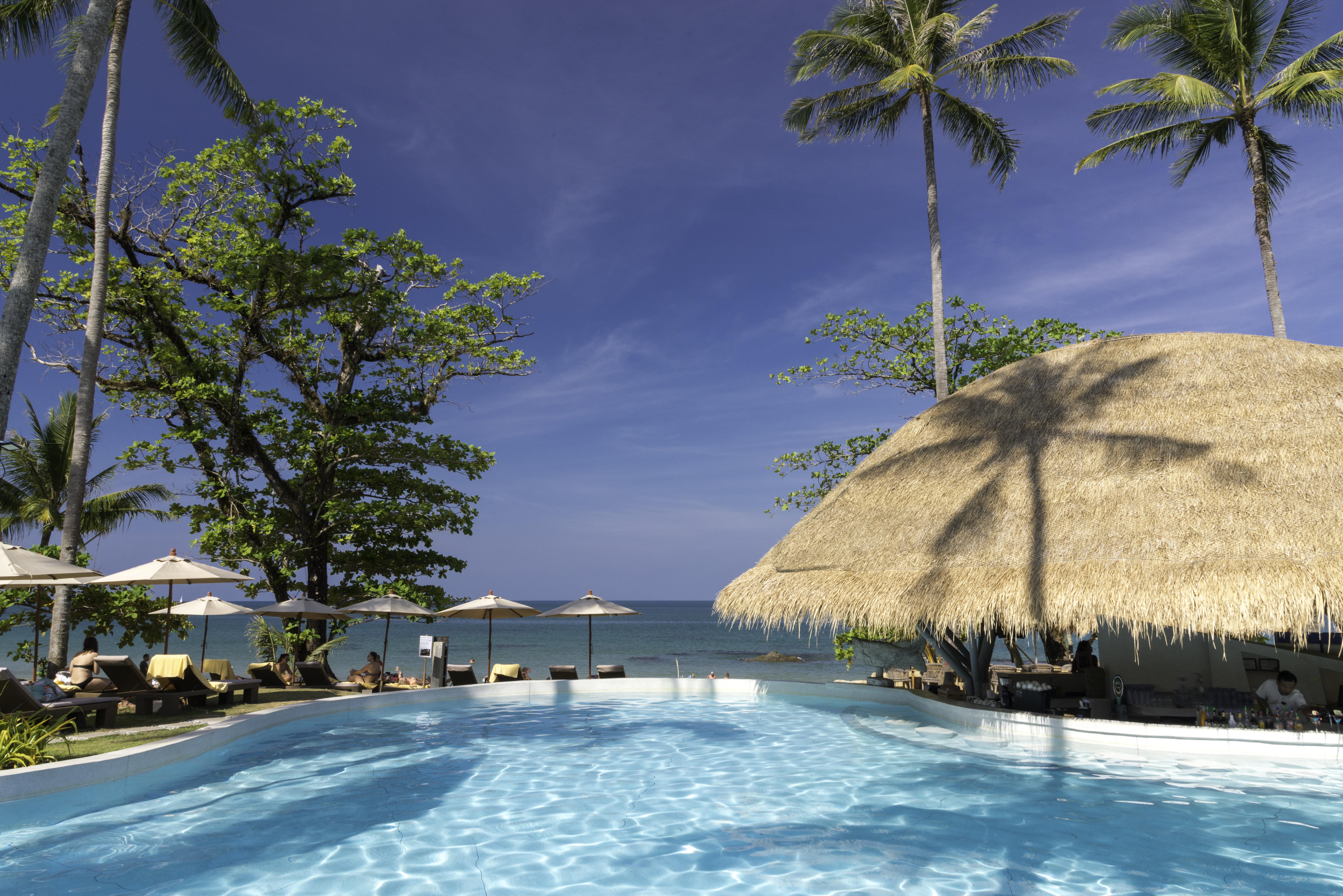 Eden Beach Khaolak Resort And Spa A Lopesan Collection Hotel - Sha Extra Plus Khao Lak Eksteriør billede The swimming pool at the resort
