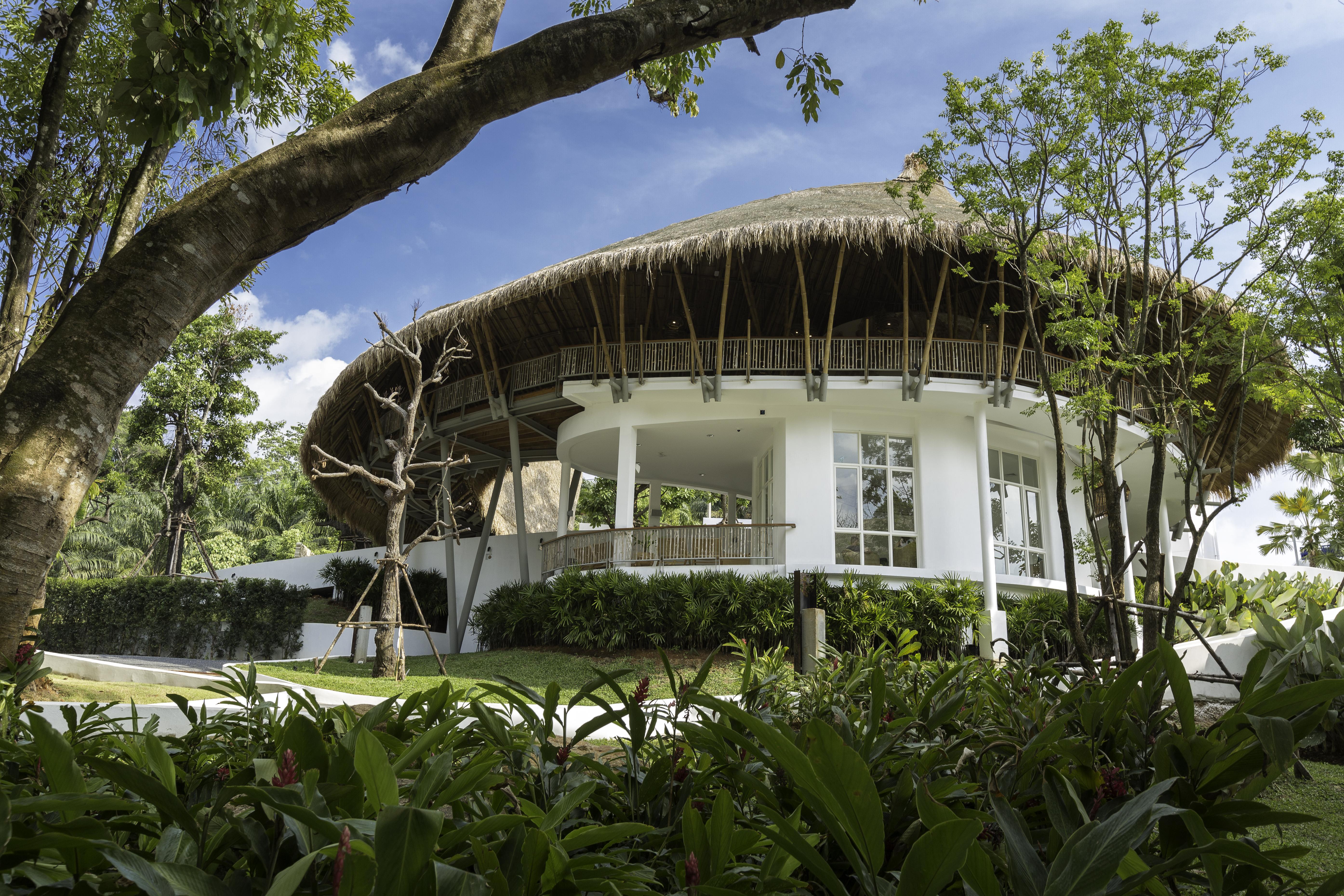 Eden Beach Khaolak Resort And Spa A Lopesan Collection Hotel - Sha Extra Plus Khao Lak Eksteriør billede The "Mushroom"