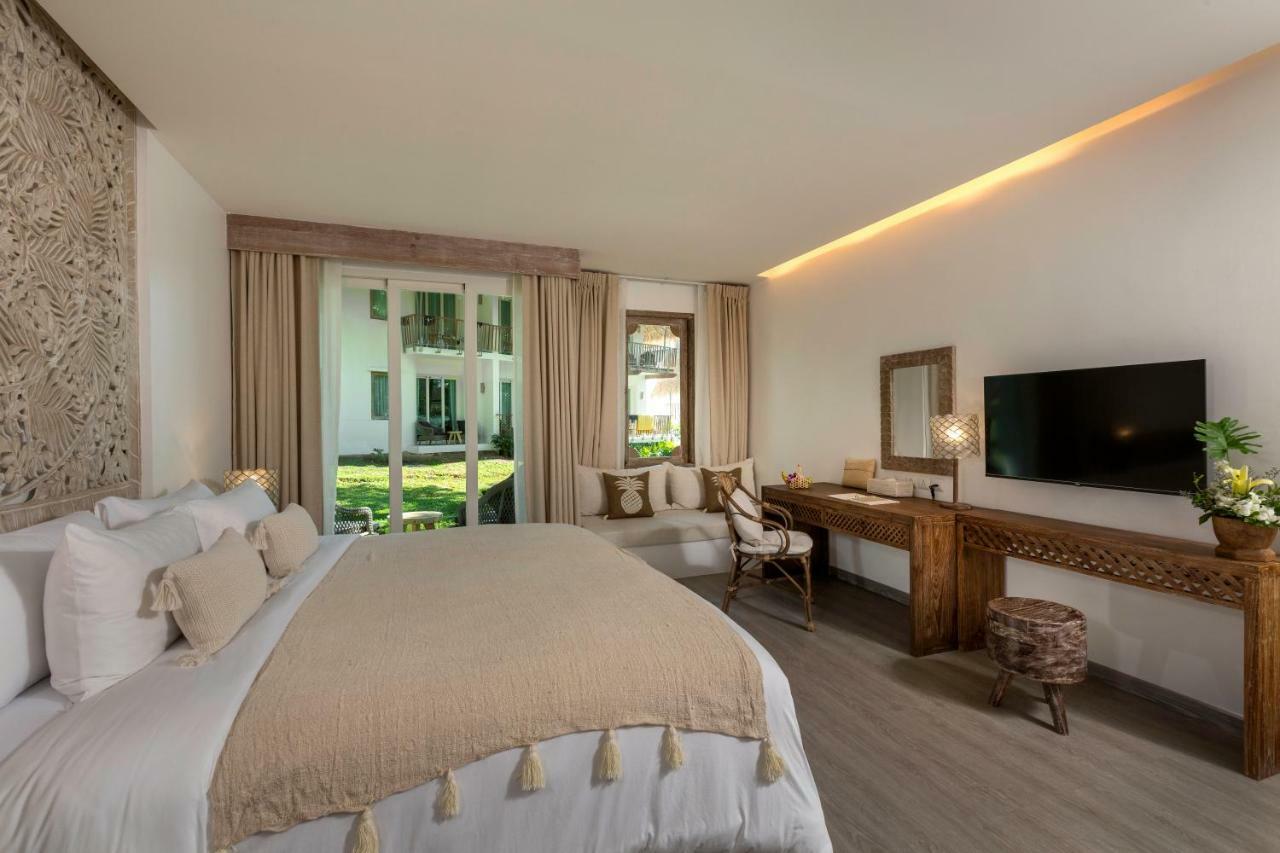 Eden Beach Khaolak Resort And Spa A Lopesan Collection Hotel - Sha Extra Plus Khao Lak Eksteriør billede Deluxe room