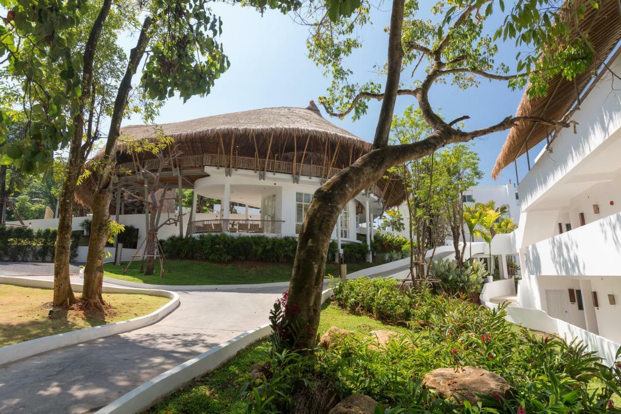 Eden Beach Khaolak Resort And Spa A Lopesan Collection Hotel - Sha Extra Plus Khao Lak Eksteriør billede The resort's lobby