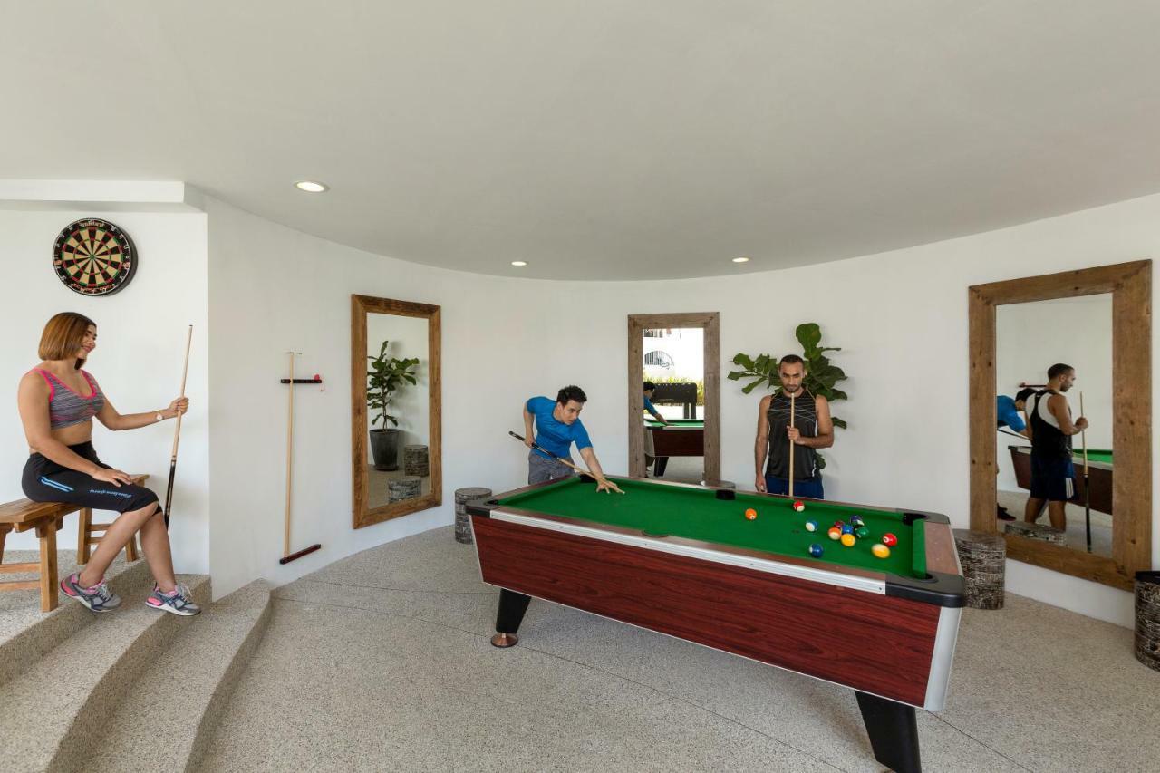 Eden Beach Khaolak Resort And Spa A Lopesan Collection Hotel - Sha Extra Plus Khao Lak Eksteriør billede The games room